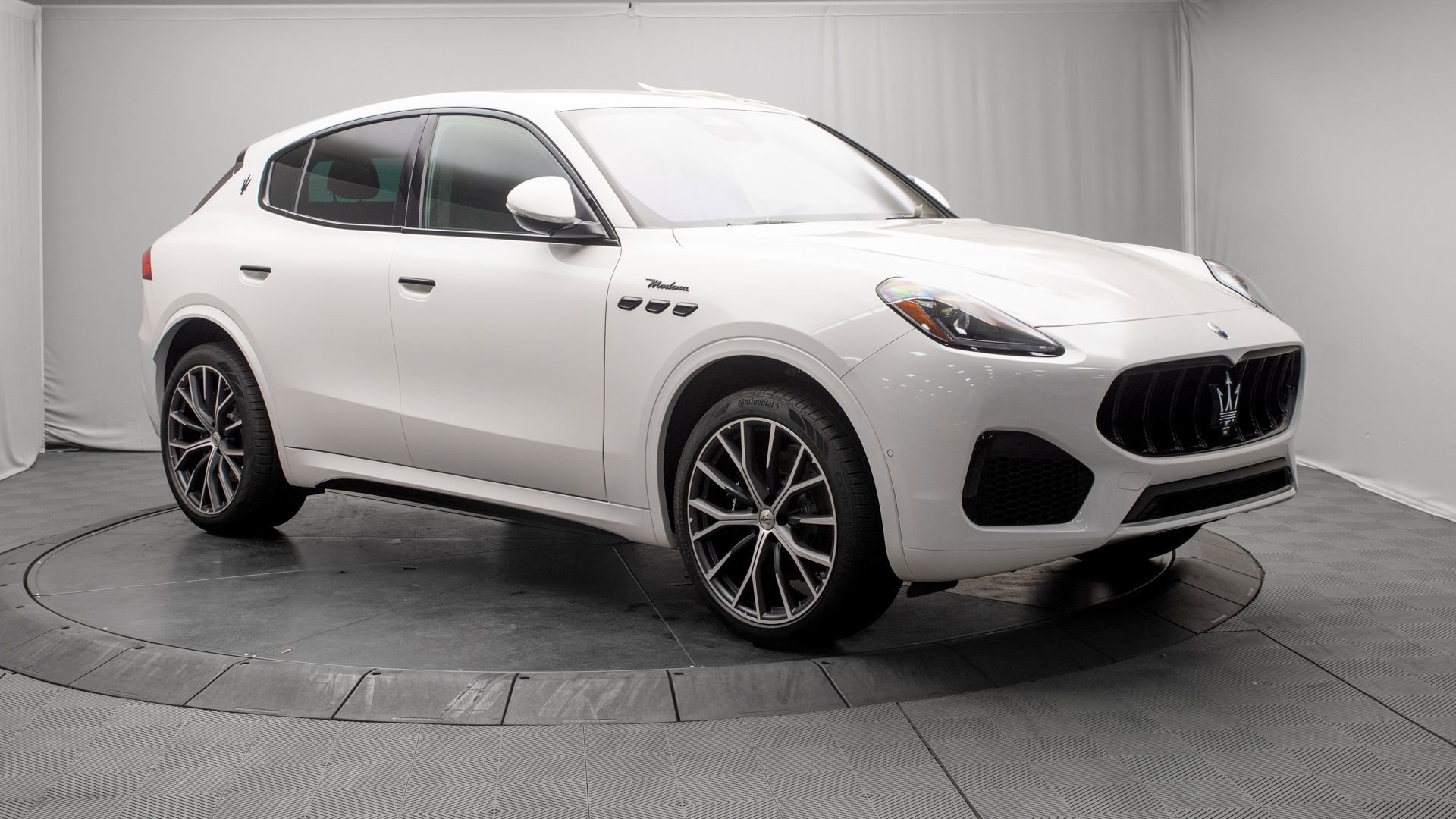 New 2026 Maserati Grecale Modena image 9