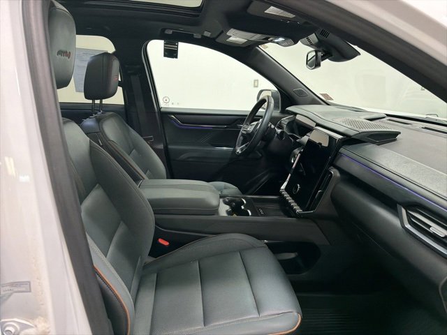 Used 2024 GMC Acadia AT4 image 36