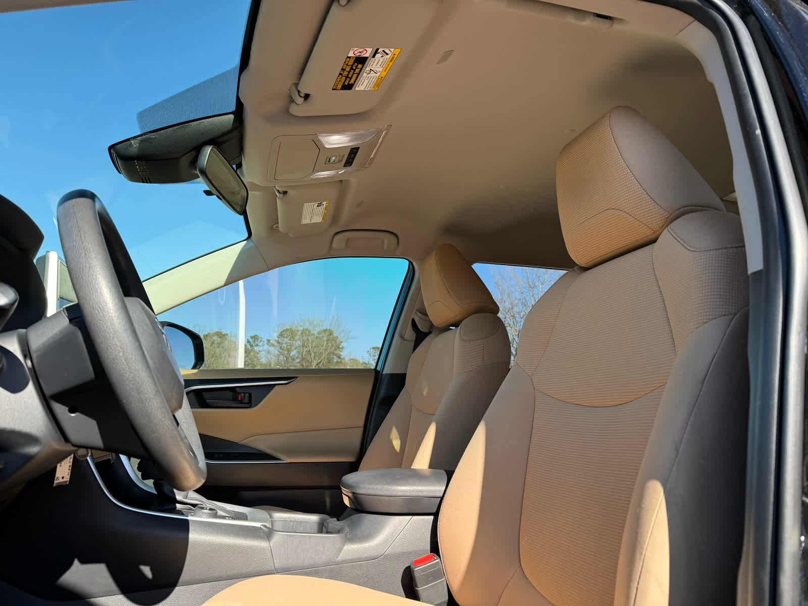 Used 2024 Toyota RAV4 LE image 23