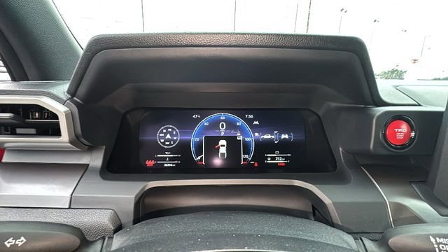 Used 2025 Toyota Tacoma TRD Sport AWD/4WD image 17