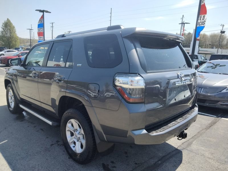 Used 2023 Toyota 4Runner SR5 Premium w/ Moonroof Package AWD/4WD image 6