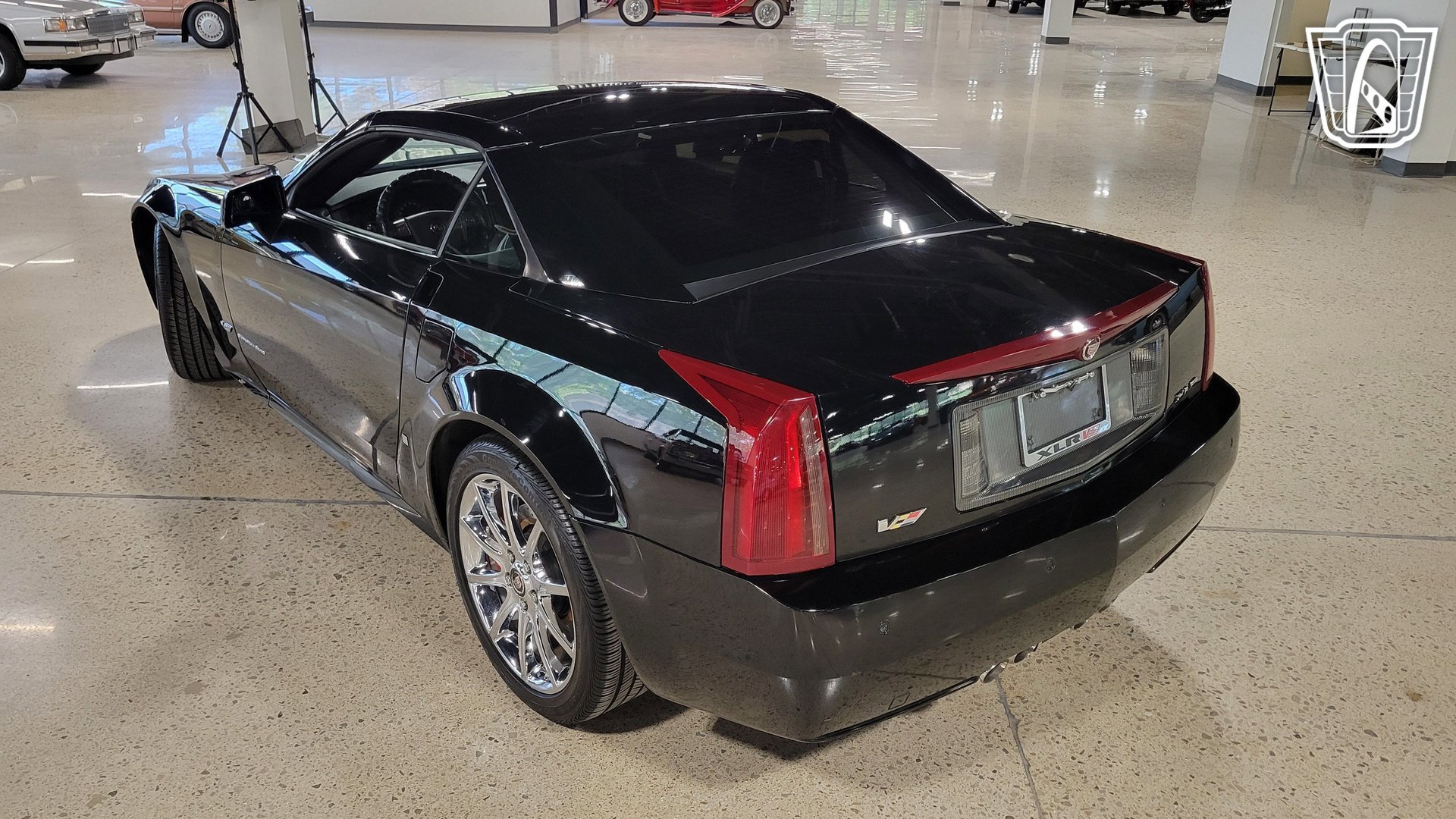 Used 2008 Cadillac XLR V RWD image 13