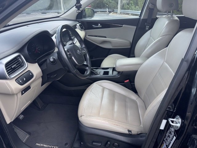 Used 2020 Kia Sorento S image 8