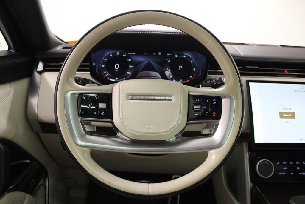 Used 2023 Land Rover Range Rover Autobiography image 18