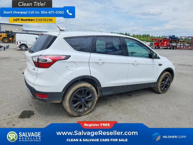 Used 2017 Ford Escape SE w/ SE Cold Weather Package AWD/4WD image 4
