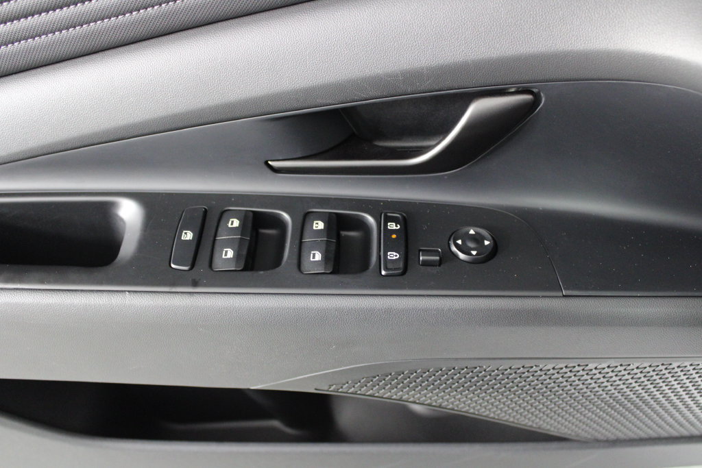 Certified 2026 Hyundai Elantra Sport FWD image 23