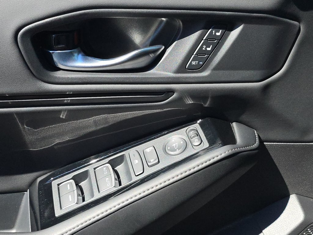 Used 2025 Honda Accord Touring image 22