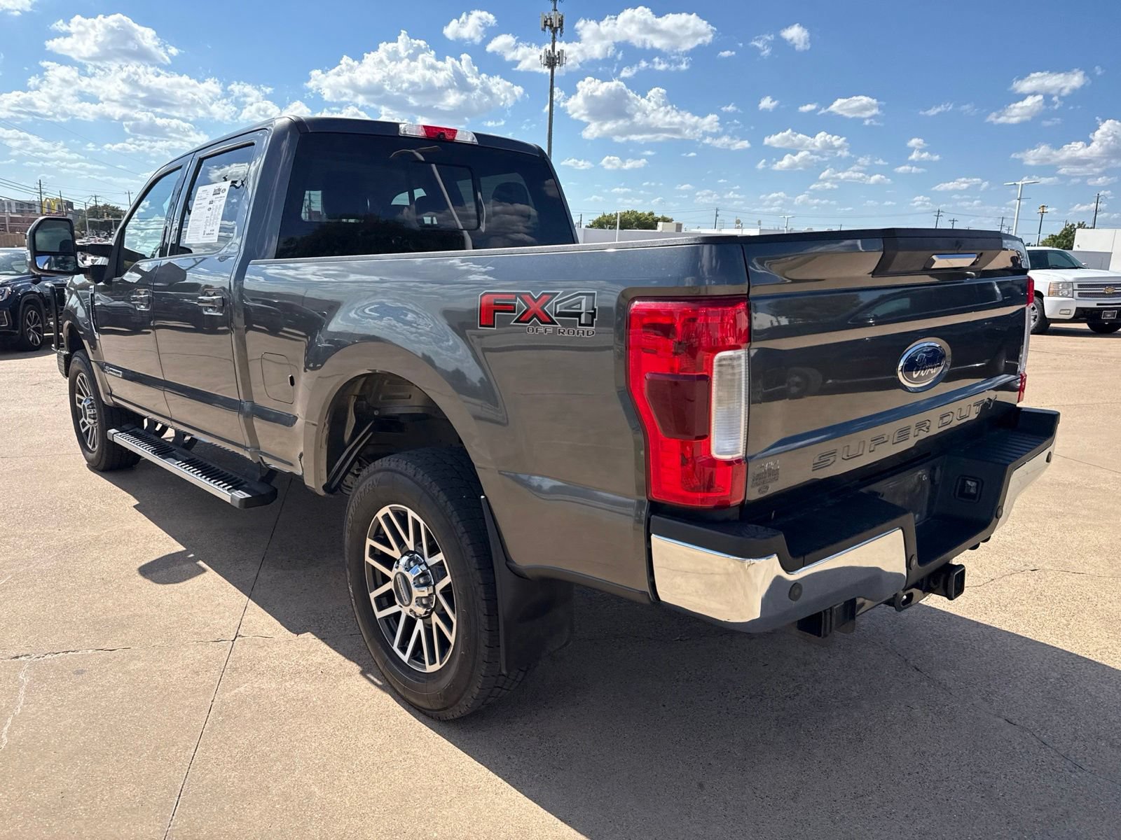 Used 2019 Ford F250 Lariat w/ Lariat Value Package AWD/4WD image 5