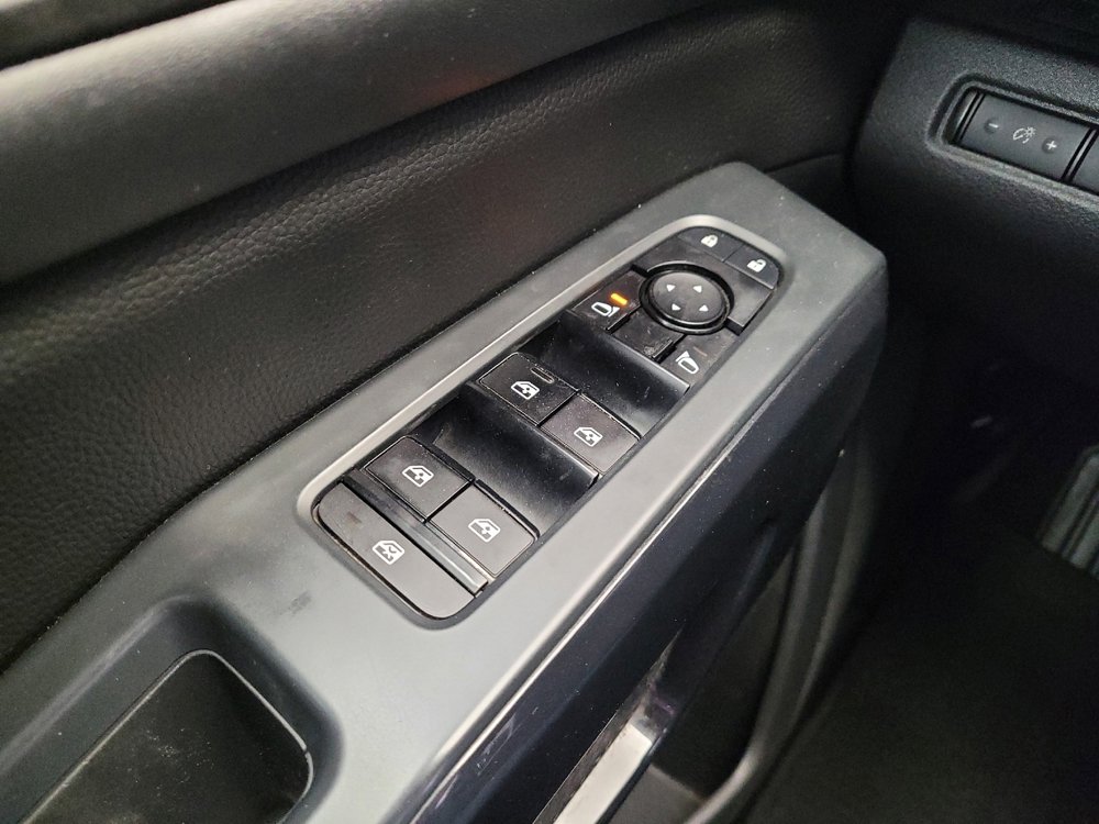 Used 2023 Nissan Pathfinder SV AWD/4WD image 27
