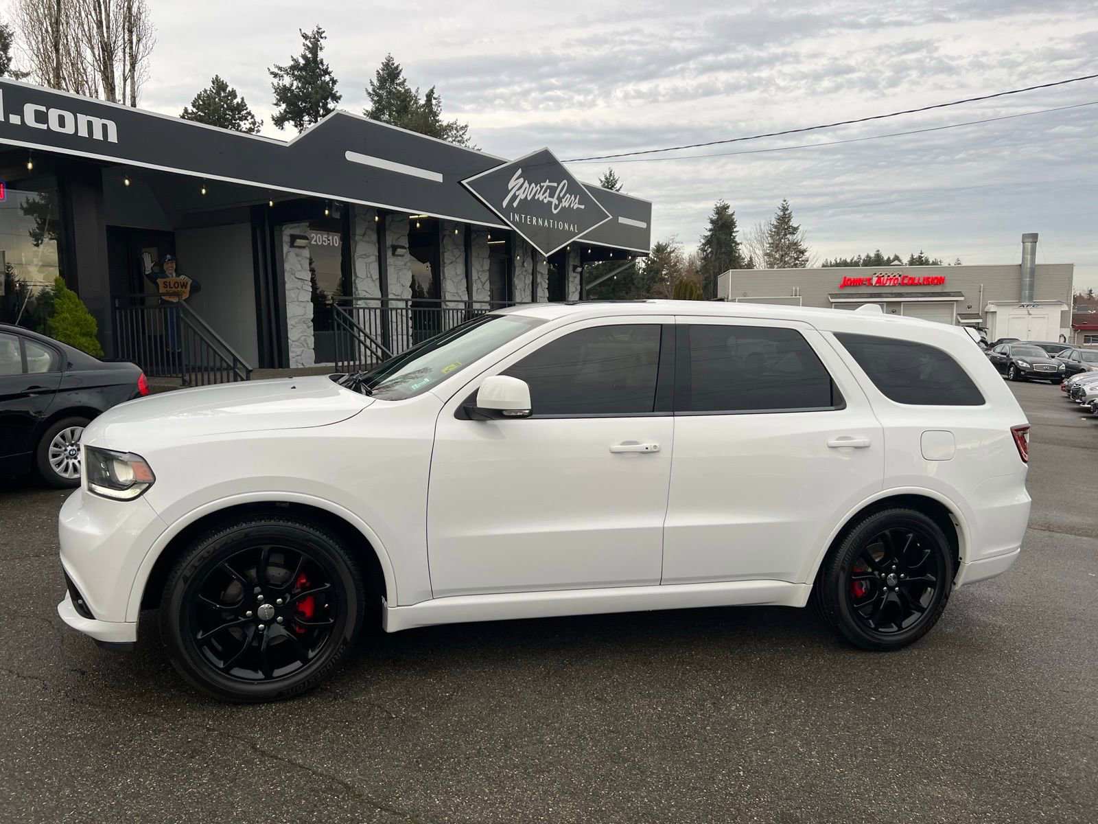 Used 2017 Dodge Durango R/T w/ Technology Group image 2