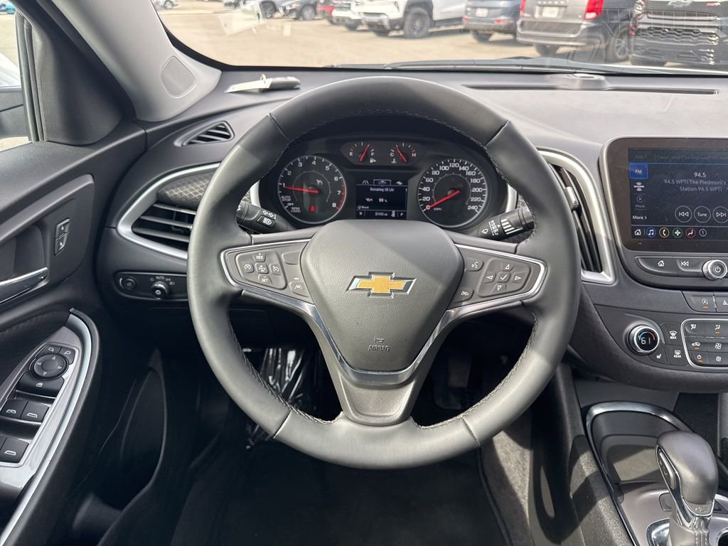 Used 2024 Chevrolet Malibu LT w/ Sport Edition image 14