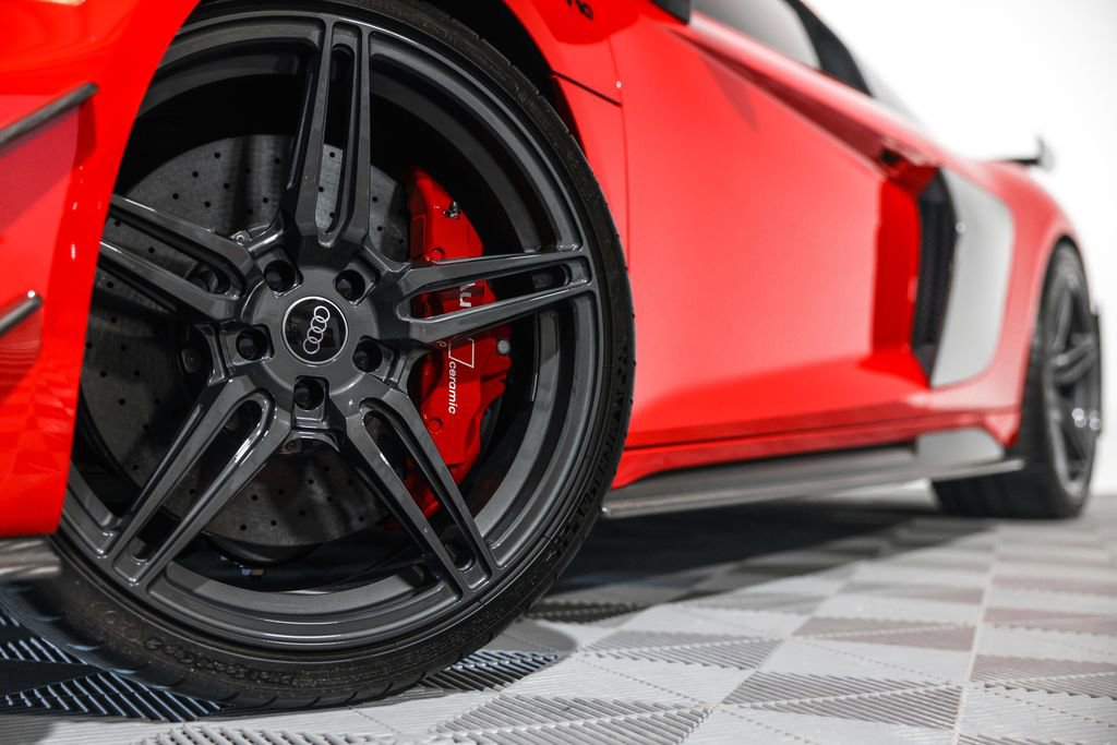 Used 2023 Audi R8 V10 GT RWD image 11