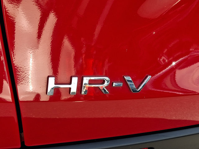 Certified 2025 Honda HR-V Sport image 32