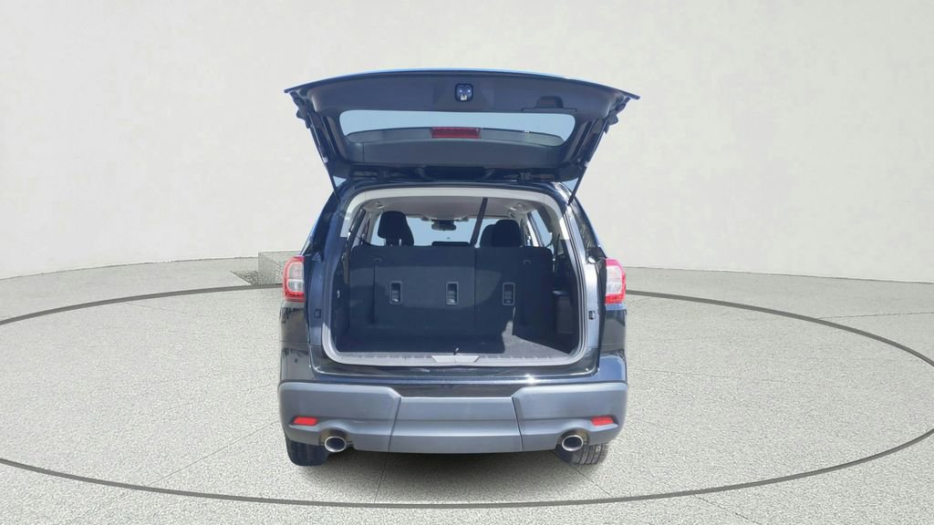 Used 2023 Subaru Ascent Premium image 12