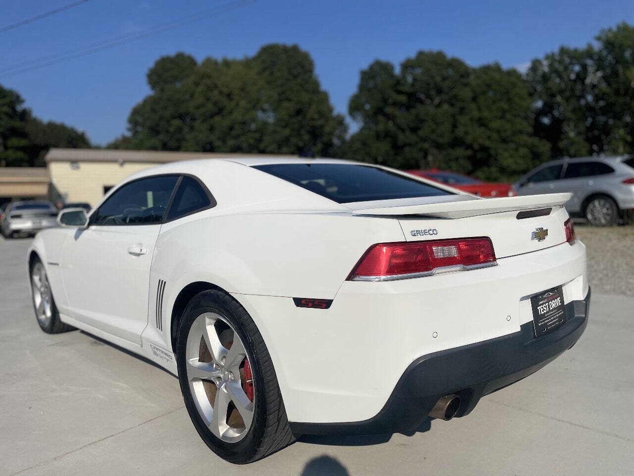 Used 2015 Chevrolet Camaro SS w/ Rear Vision Package RWD image 5