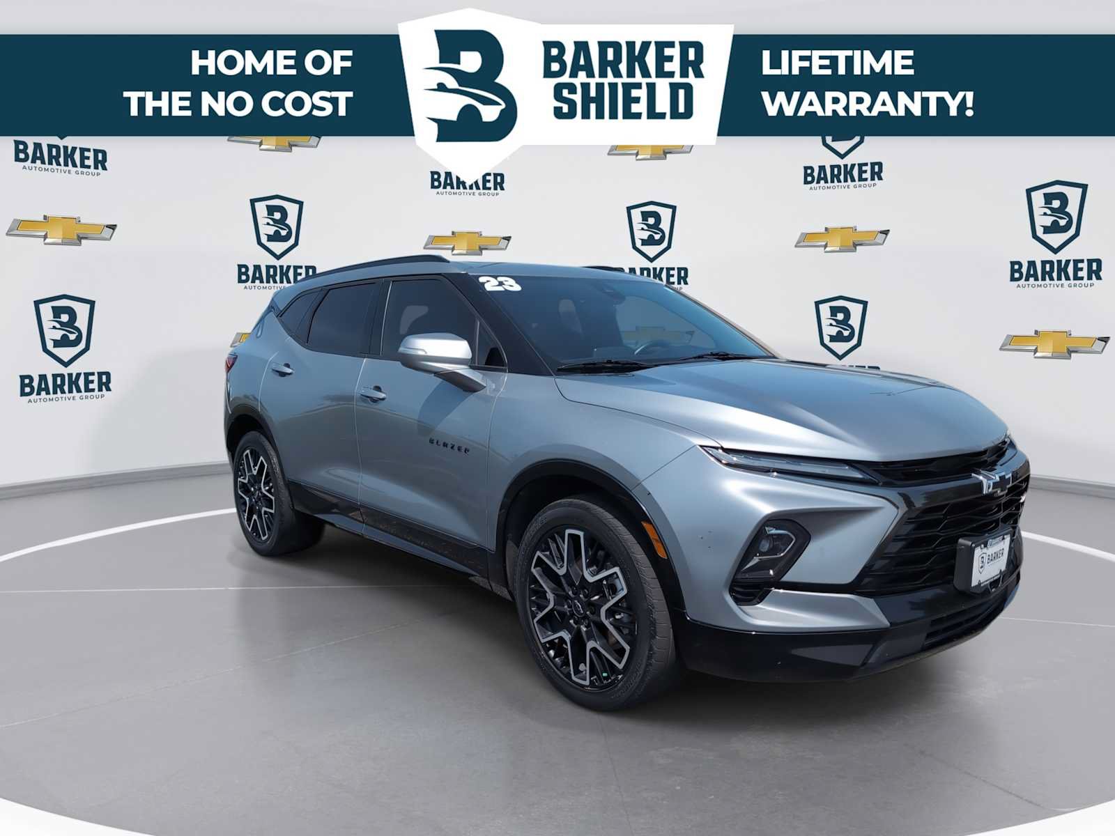 Used 2023 Chevrolet Blazer RS w/ Driver Confidence II Package FWD image 2