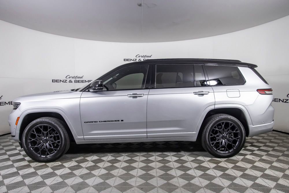 Used 2025 Jeep Grand Cherokee L Summit AWD/4WD image 13