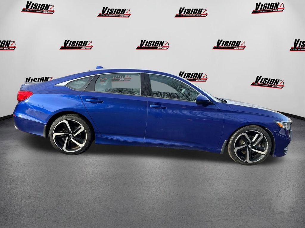 Used 2019 Honda Accord Sport image 4