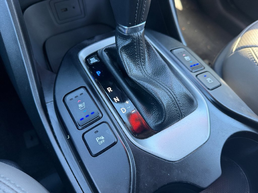 Used 2017 Hyundai Santa Fe Sport FWD image 25