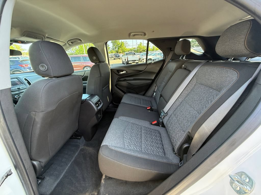 Used 2024 Chevrolet Equinox LT w/ LPO, Cargo Package FWD image 21