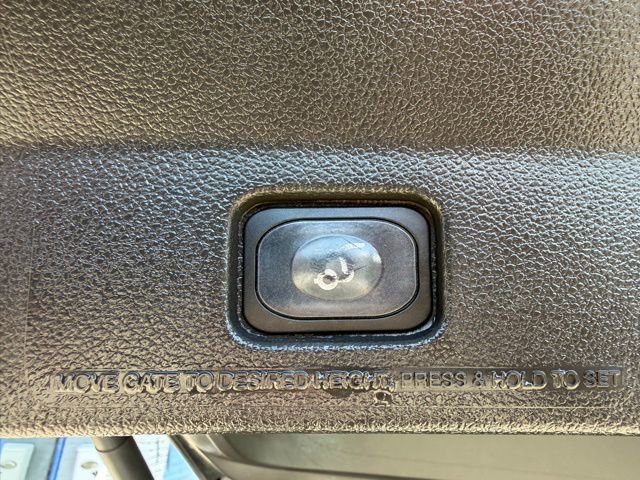 Used 2014 Ford Explorer Limited w/ Equipment Group 301A AWD/4WD image 17
