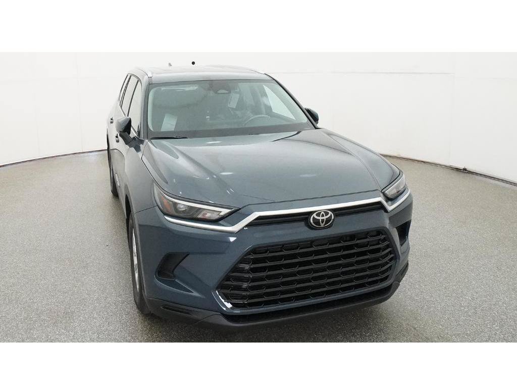 New 2026 Toyota Grand Highlander XLE FWD image 14