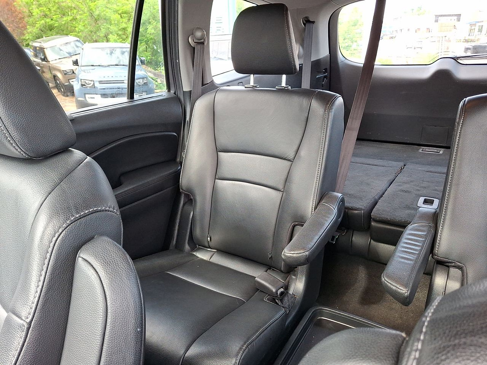 Used 2020 Honda Pilot Touring image 12