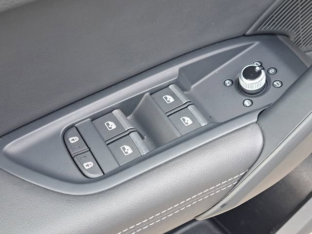 Used 2023 Audi SQ5 Premium Plus image 19