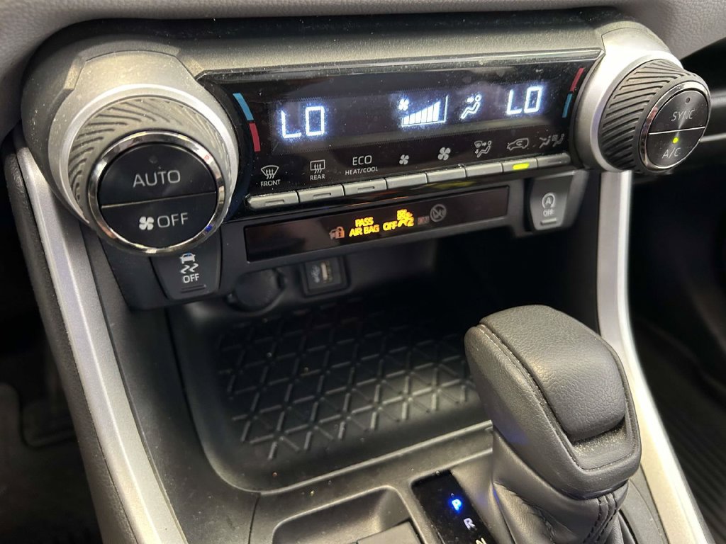 Certified 2024 Toyota RAV4 XLE FWD image 24