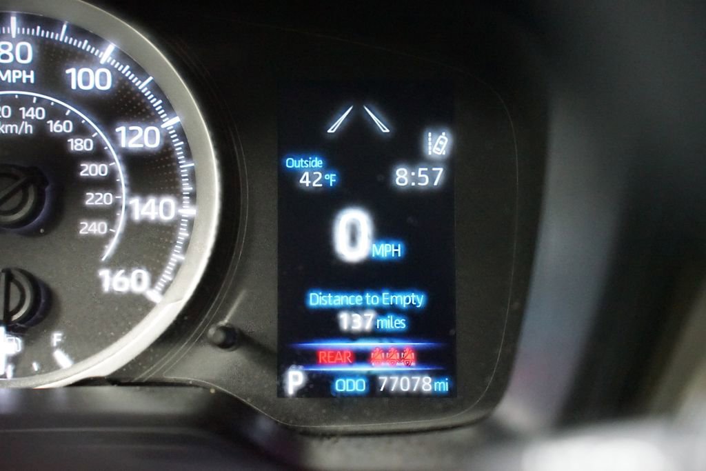 Certified 2022 Toyota Corolla LE image 16