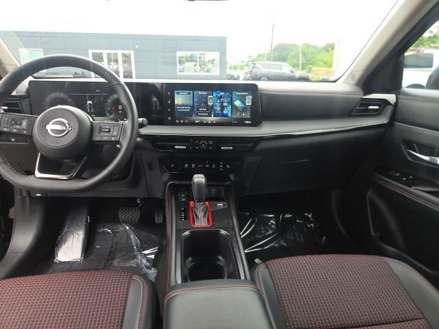 Used 2026 Nissan Kicks SR w/ Cold Weather Package AWD/4WD image 22