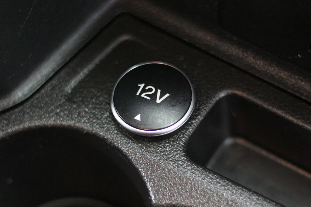 Used 2016 Ford Transit 150 130 Low Roof RWD image 23