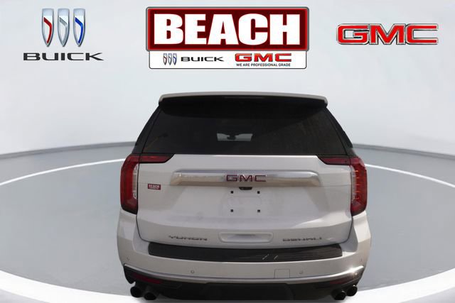 Used 2022 GMC Yukon Denali RWD image 4