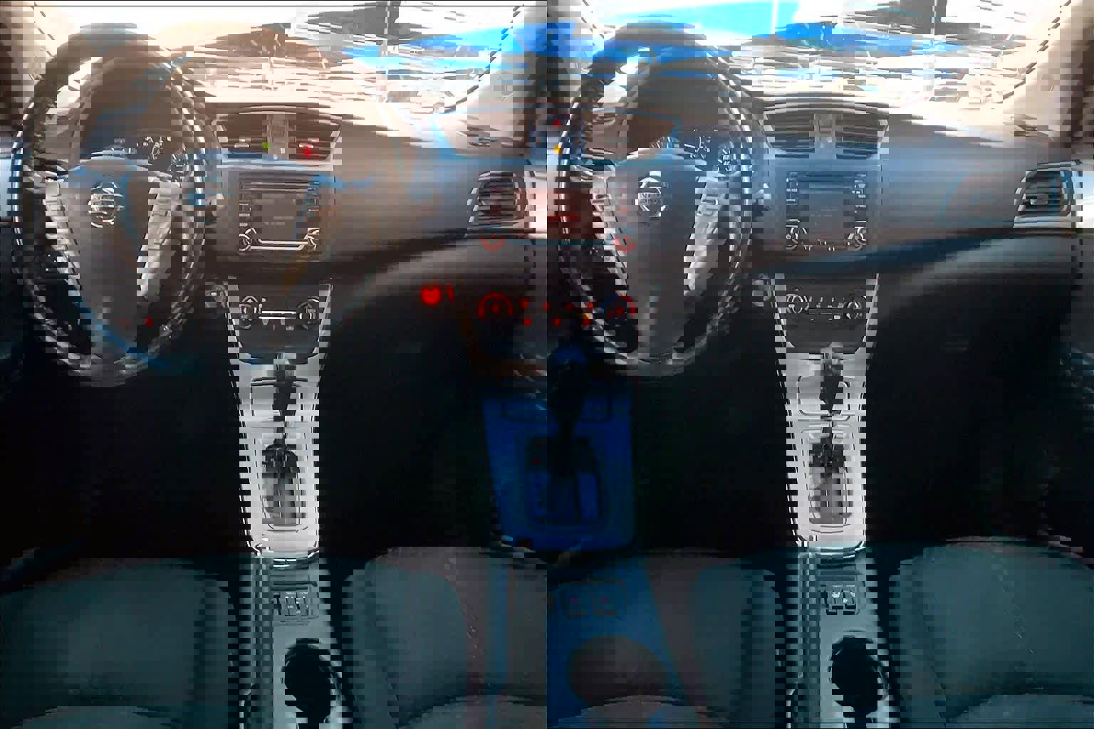 Used 2015 Nissan Sentra SR image 16