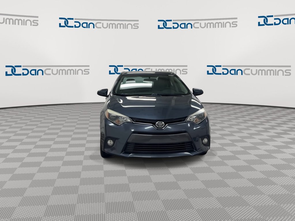Used 2016 Toyota Corolla LE FWD image 3