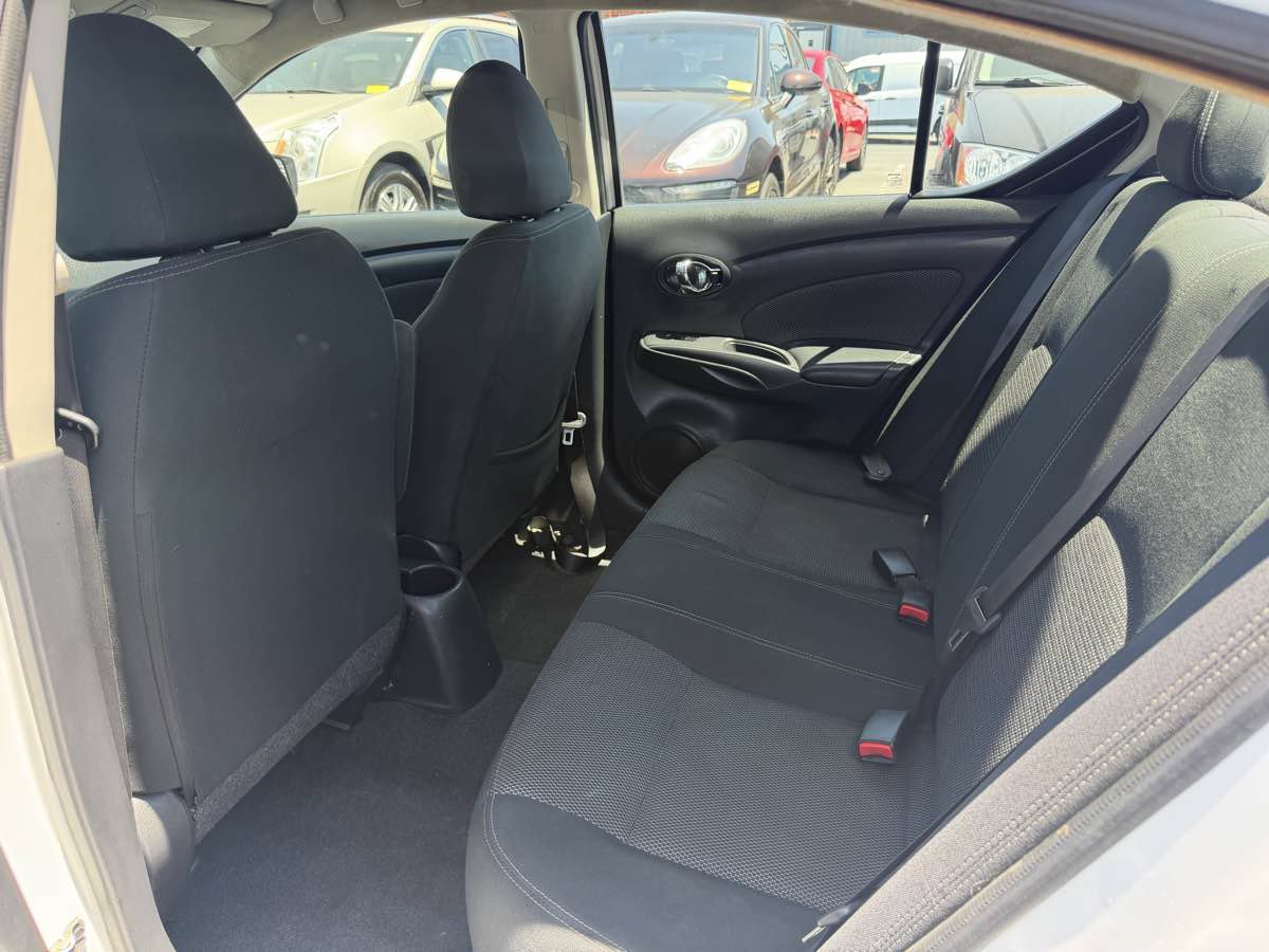 Used 2017 Nissan Versa SV FWD image 10