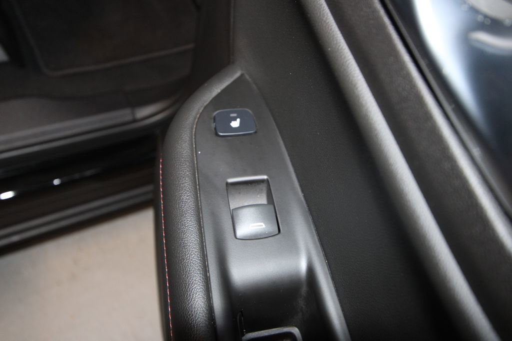 Used 2023 Chevrolet Blazer RS w/ Enhanced Convenience Package FWD image 32
