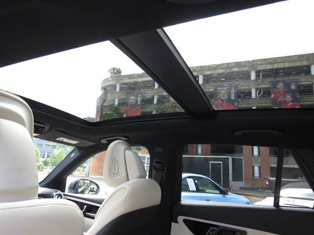 Used 2026 Mercedes-Benz GLC 300 4MATIC image 24
