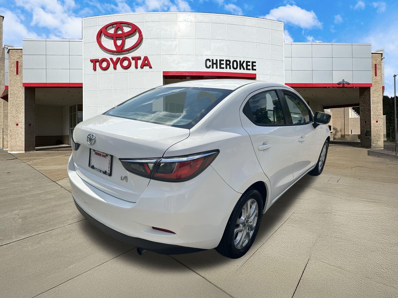 Used 2018 Toyota Yaris iA FWD image 5