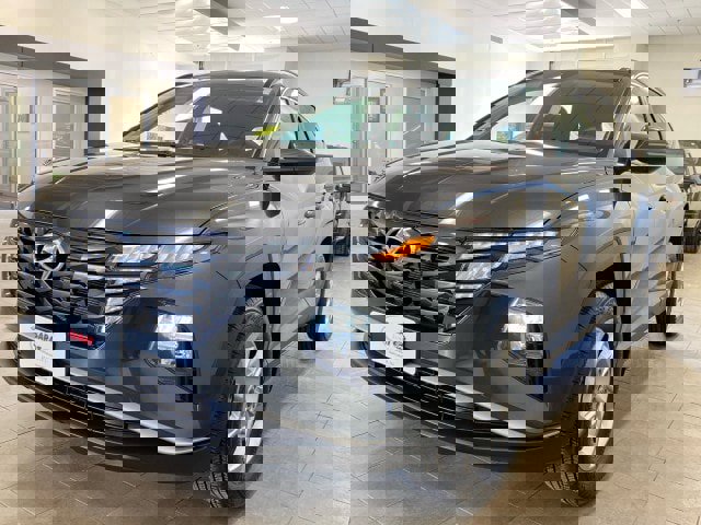 Used 2023 Hyundai Tucson SEL w/ Winter Package AWD/4WD image 4