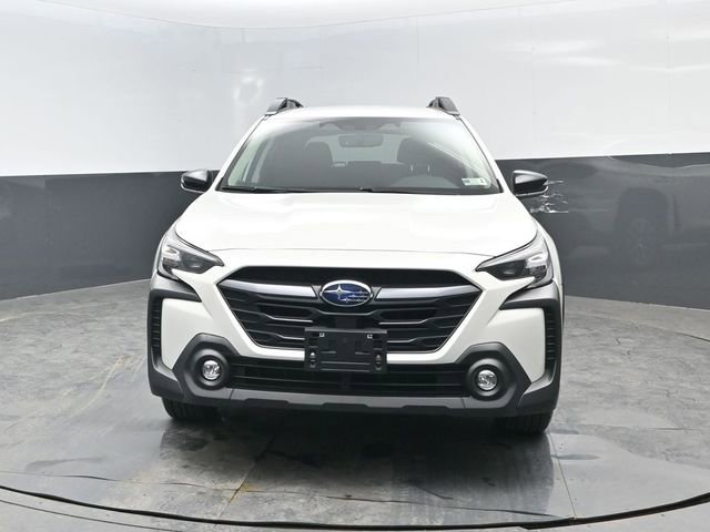 Used 2025 Subaru Outback Premium image 18