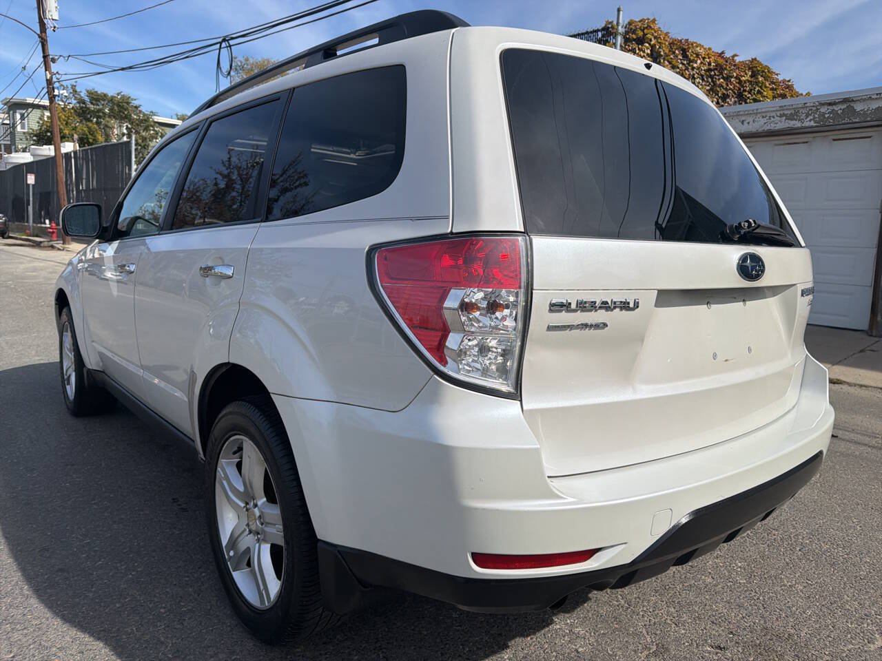 Used 2010 Subaru Forester 2.5X Premium AWD/4WD image 3