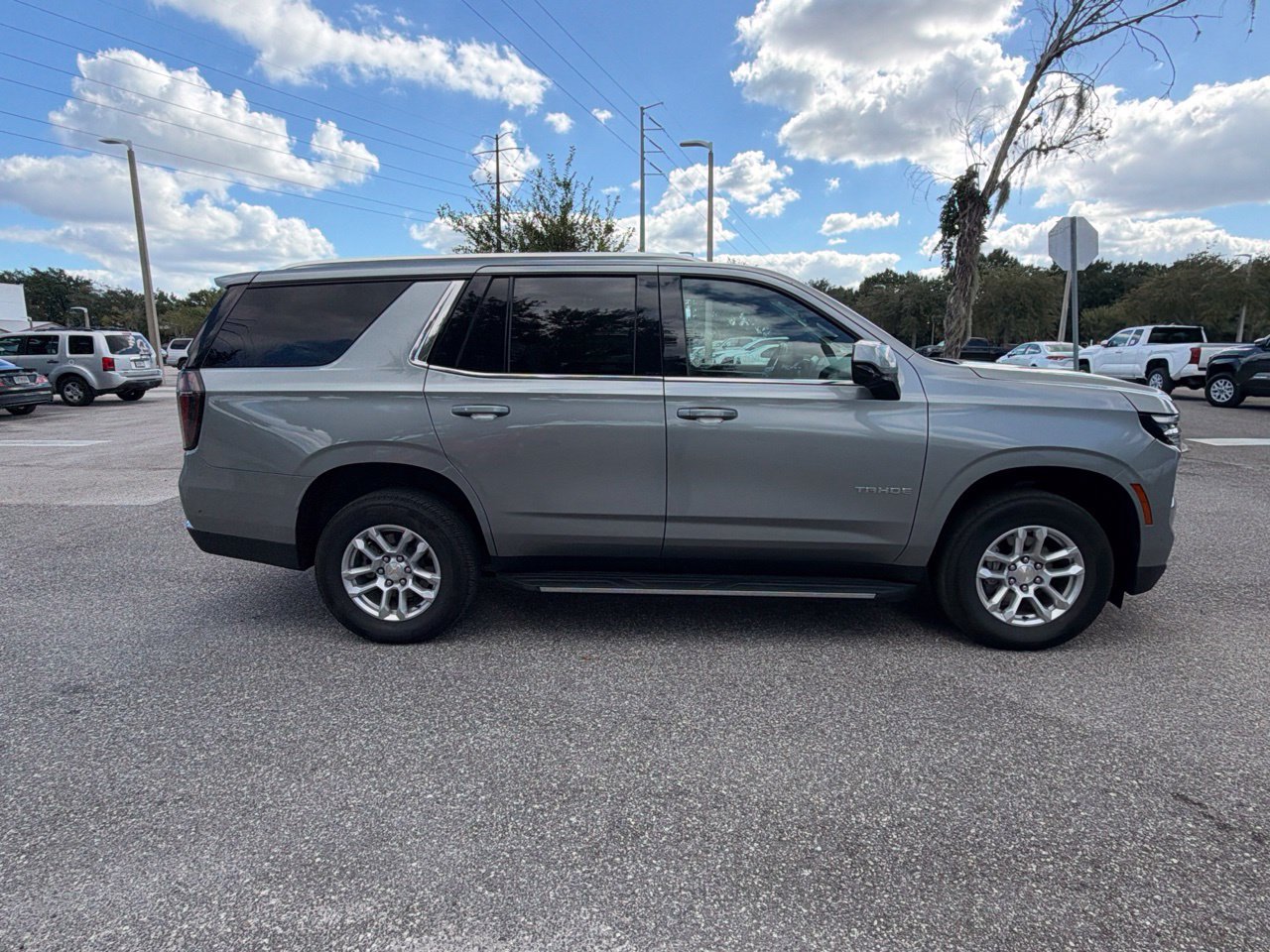 Used 2025 Chevrolet Tahoe LT AWD/4WD image 4