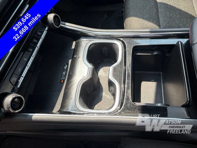 Used 2024 Chevrolet Traverse Z71 w/ Enhanced Driving Package AWD/4WD image 24