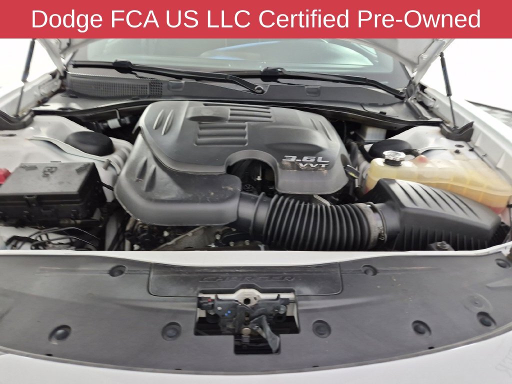 Certified 2022 Dodge Charger SXT AWD/4WD image 38
