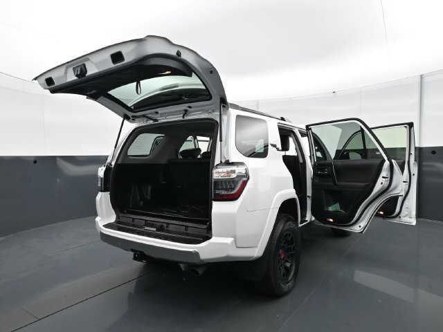 Used 2024 Toyota 4Runner TRD Off-Road Premium w/ TRD Black Wheel Package (TMS) AWD/4WD image 31