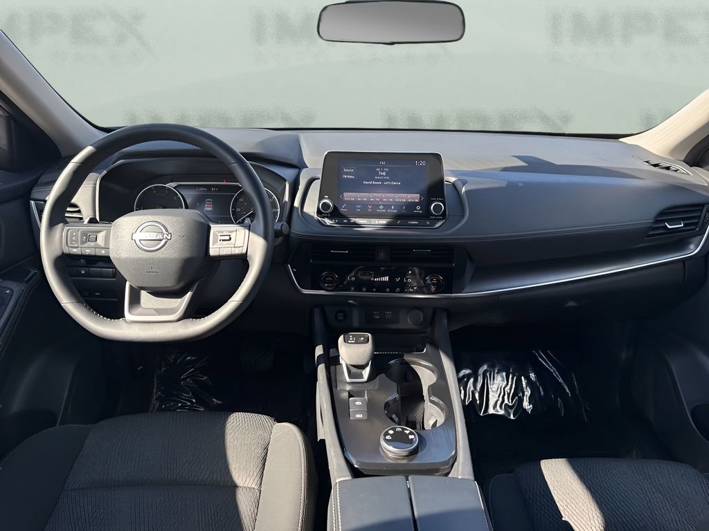 Used 2025 Nissan Rogue SV image 12