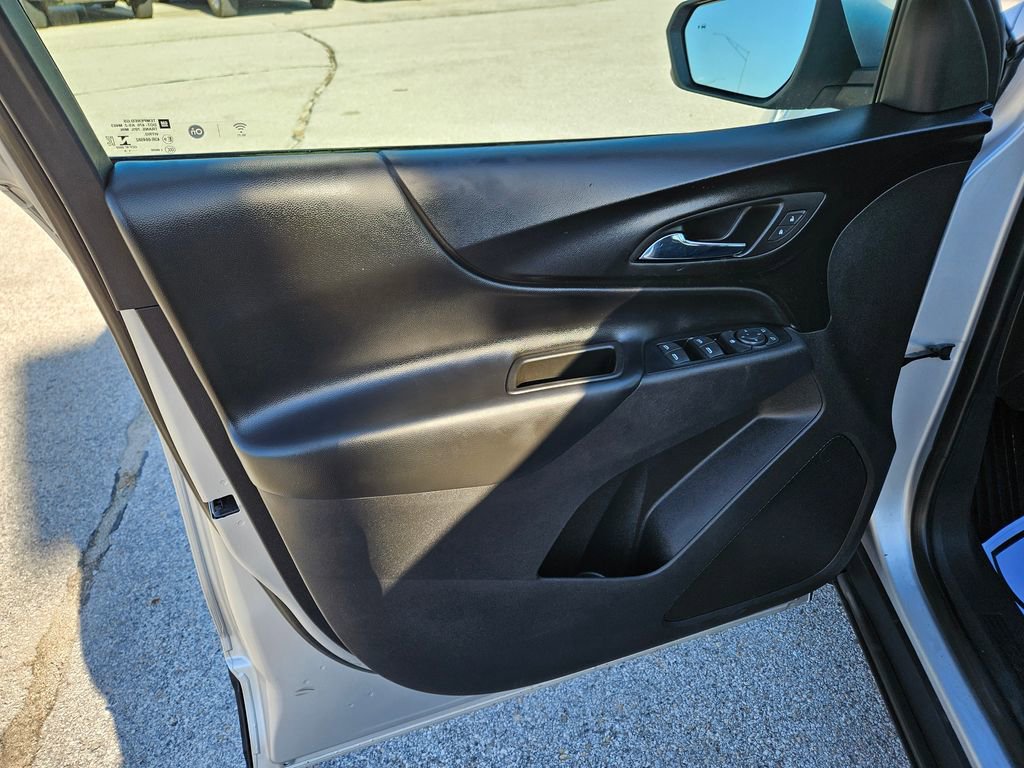 Used 2019 Chevrolet Equinox LT FWD image 20