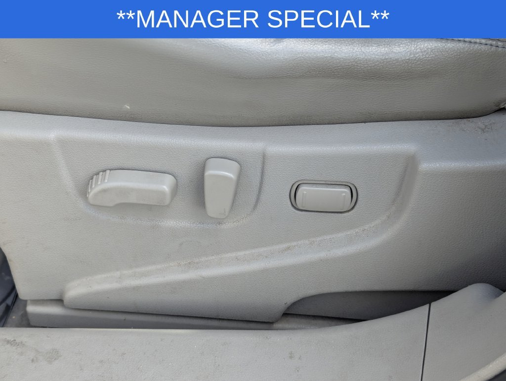 Used 2013 Nissan Rogue SL AWD/4WD image 25