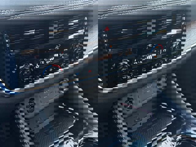 New 2026 Nissan Rogue Platinum image 22